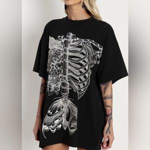 Life and Death Giant Tee - Blackmilk - Large